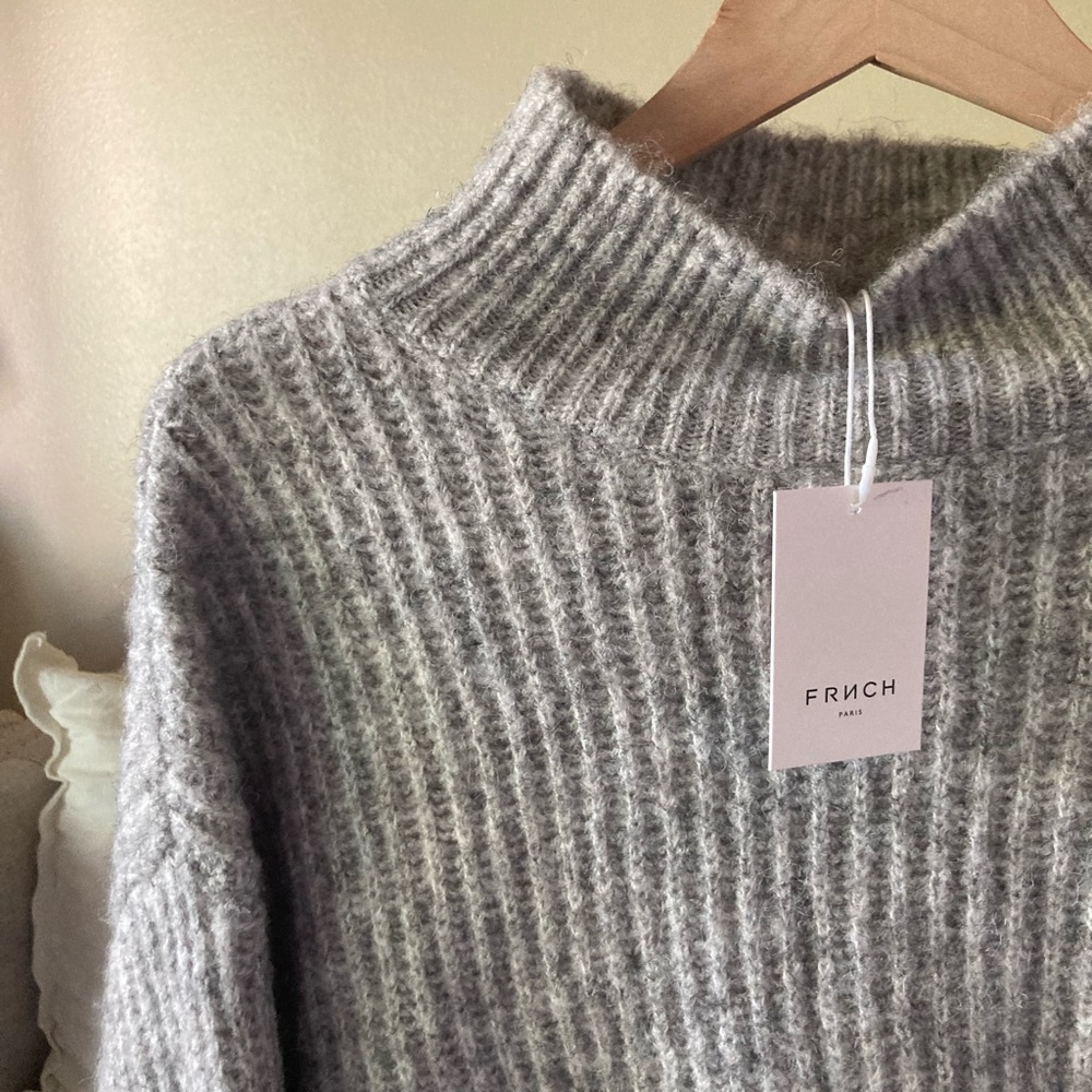 SOLD - NWT FRNCH Soft Oversized Long Sleeve Knit Grey Sweater - Picture 3 of 6